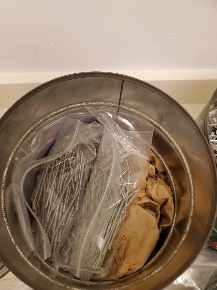 Various Nails and Screws 🥕 image indicator(6)