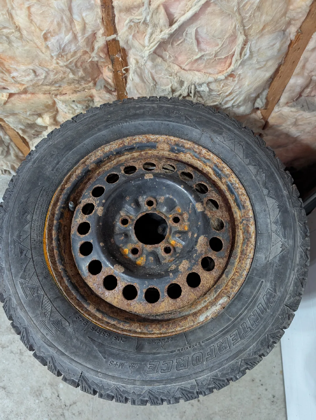 (4)-205/65R15 Winter Tires On Steel Rims Off 2017 Kia Forte image indicator(8)