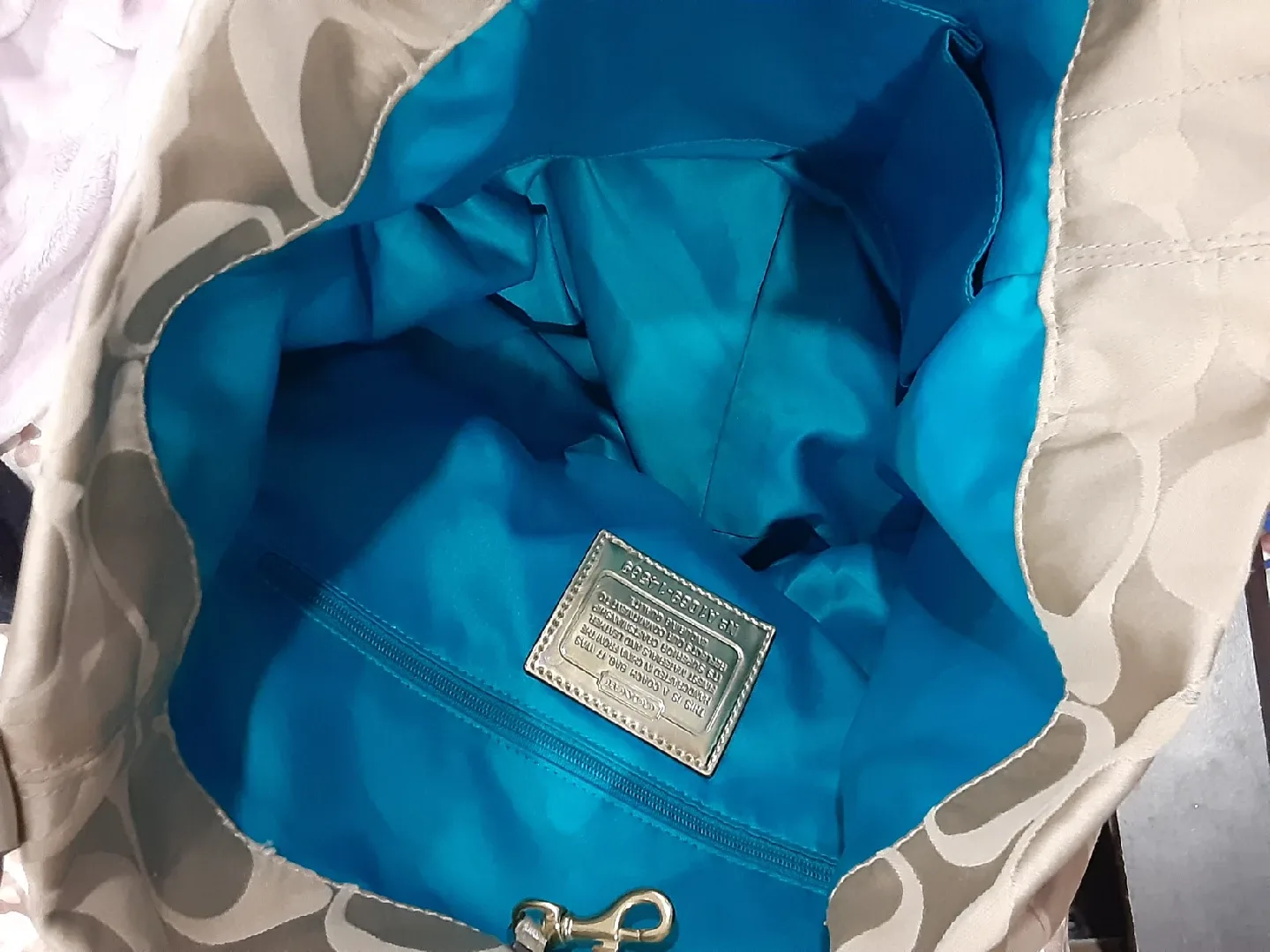 Coach Poppy Beige Tote Bag image indicator(6)