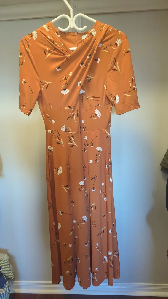 Suzy Shier Orange Floral Dress thumbnail