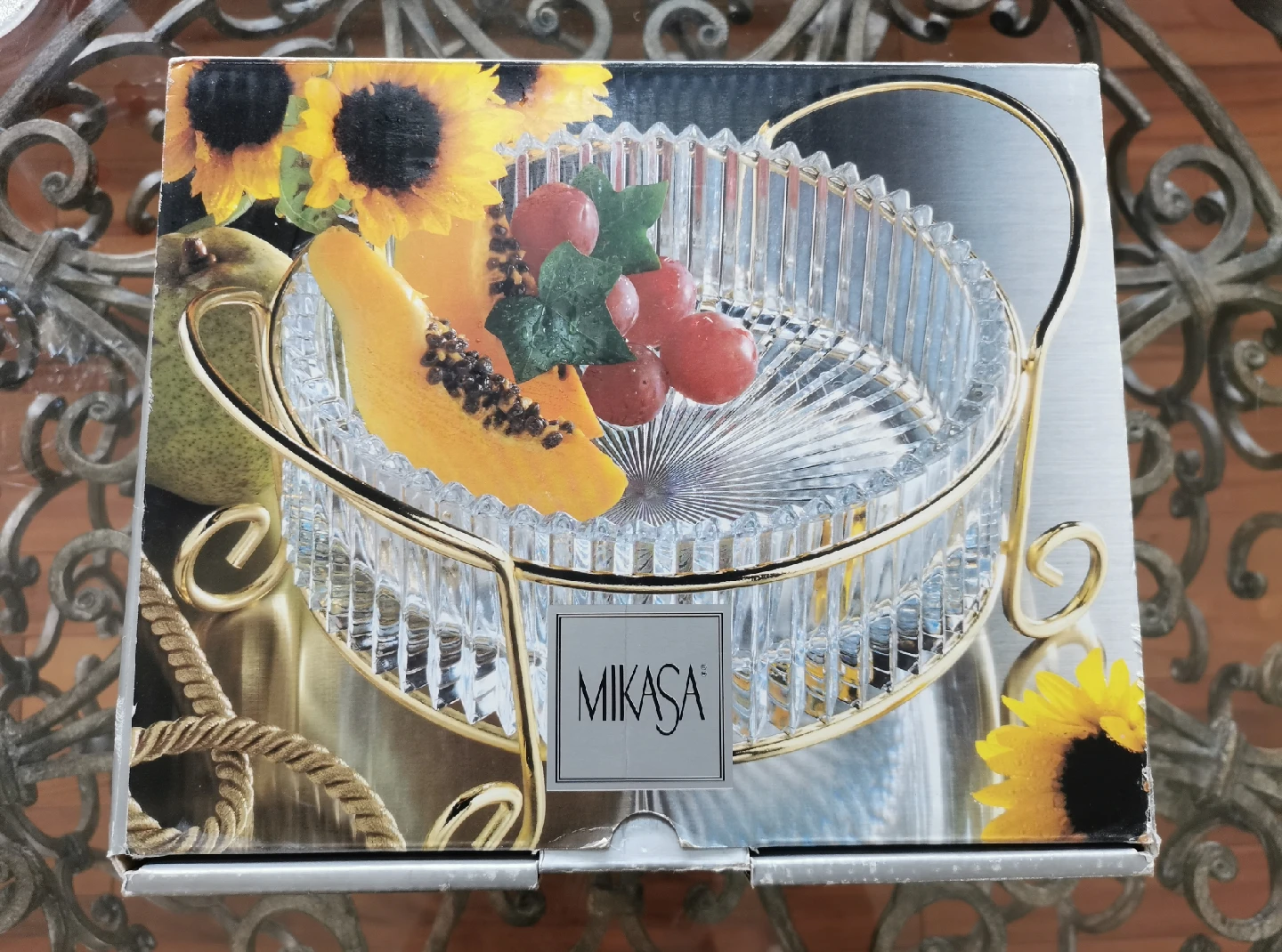 Mikasa Crystal Bowl With Gold Stand