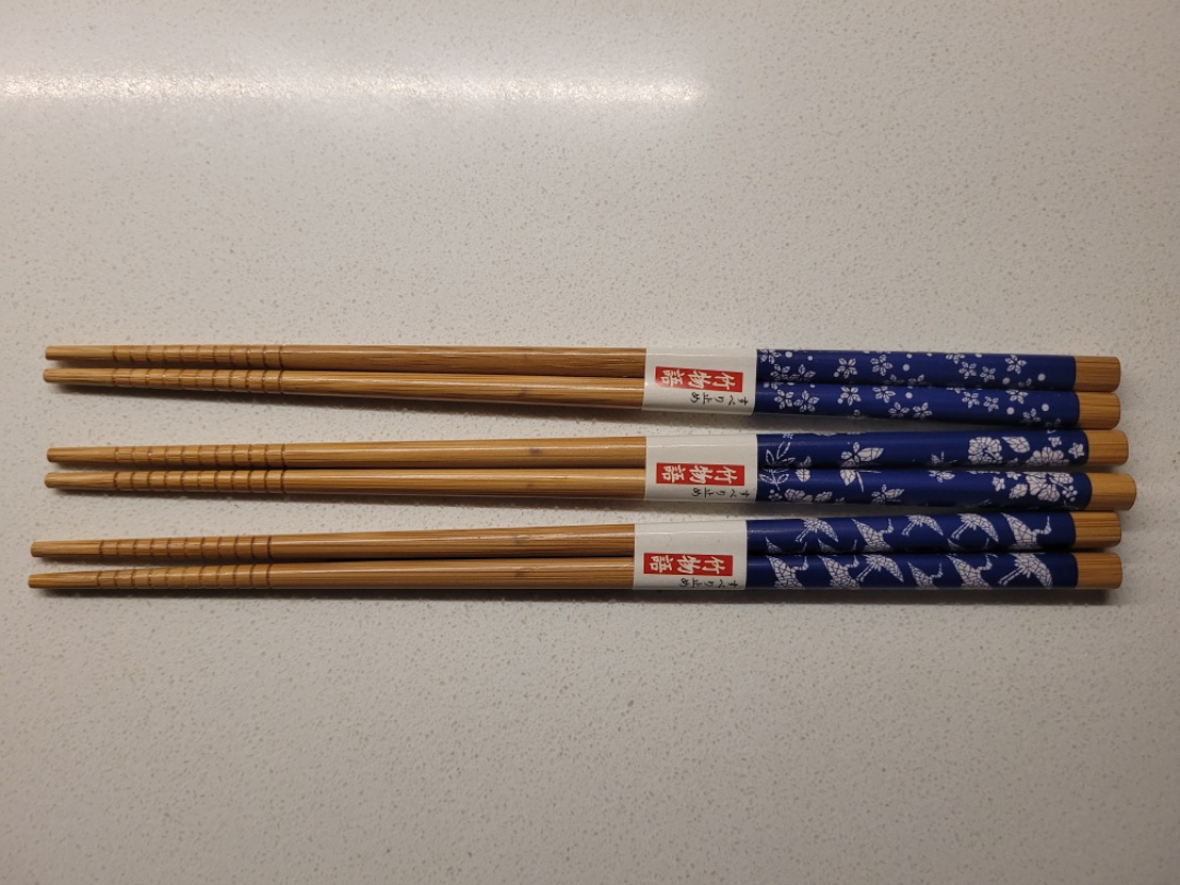 New Chopsticks - Set of 3 🥕