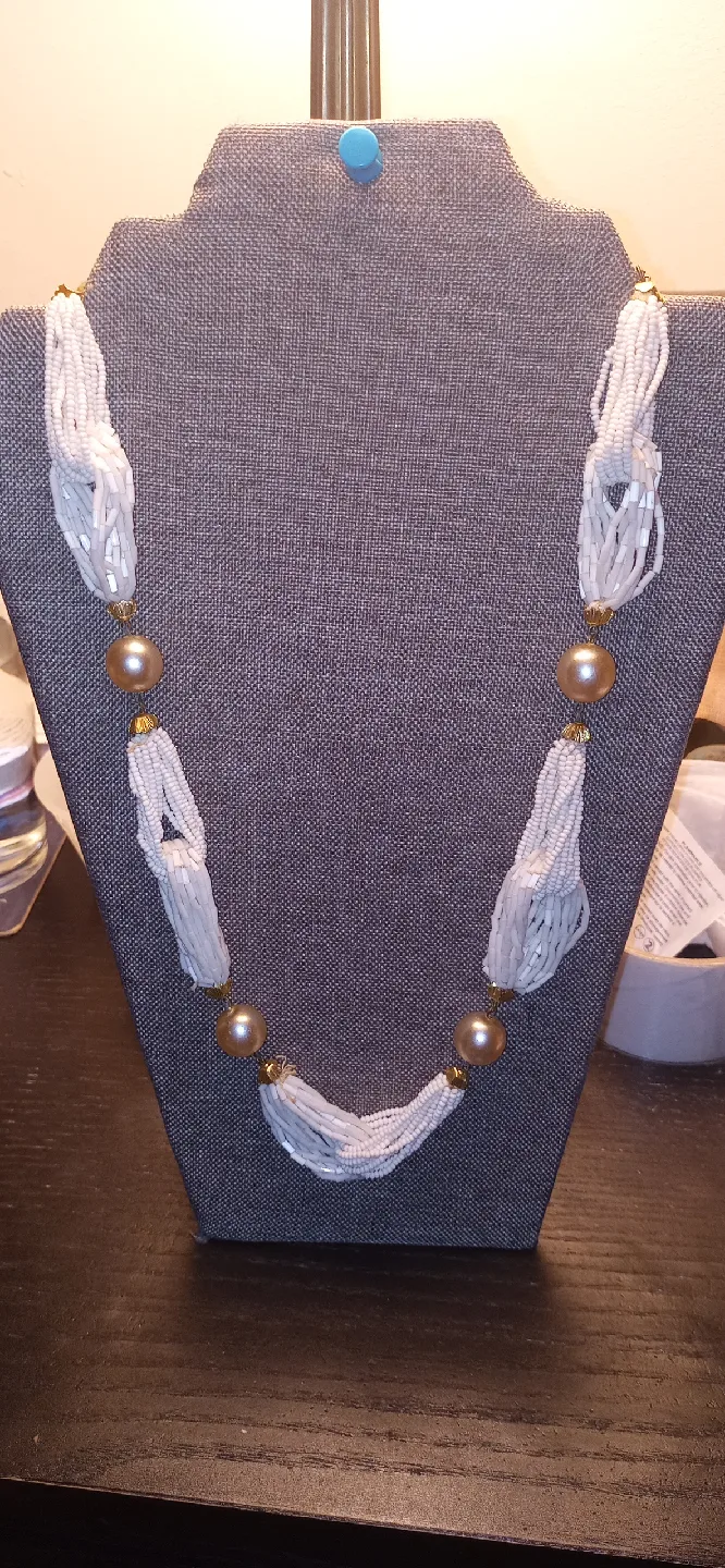 White Beaded Necklace with Pearl Accents thumbnail