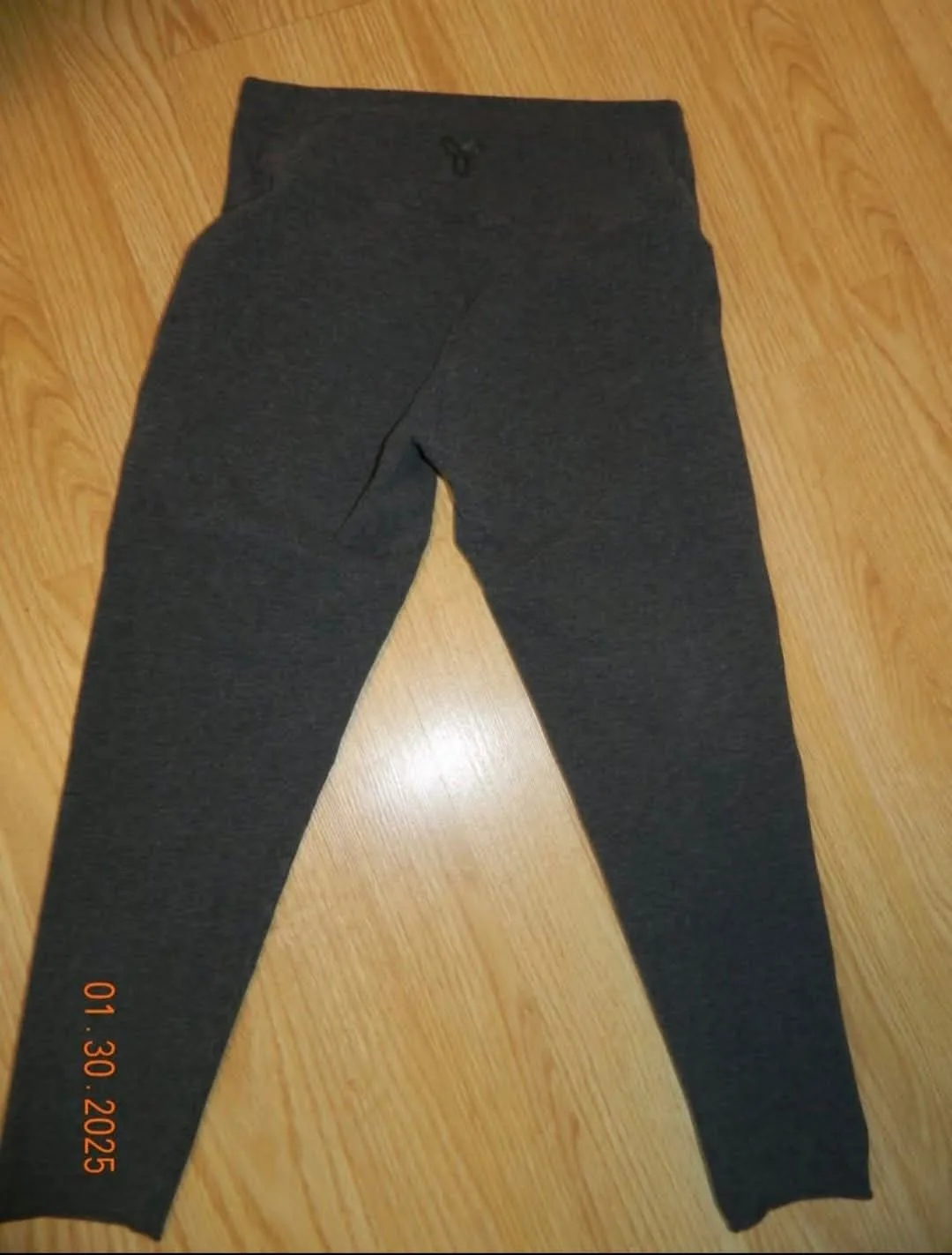 TNA Arlo Leggings - Size M thumbnail