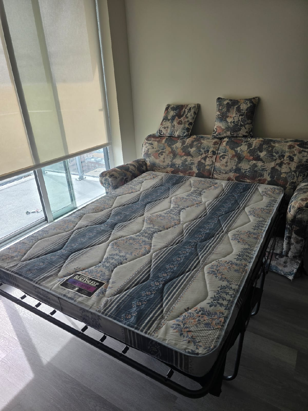 Floral Pattern Sofa Bed - photo 2