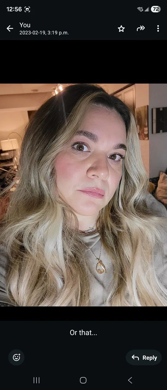 Wennalife Human Blonde HALO Hair Extensions image indicator(4)