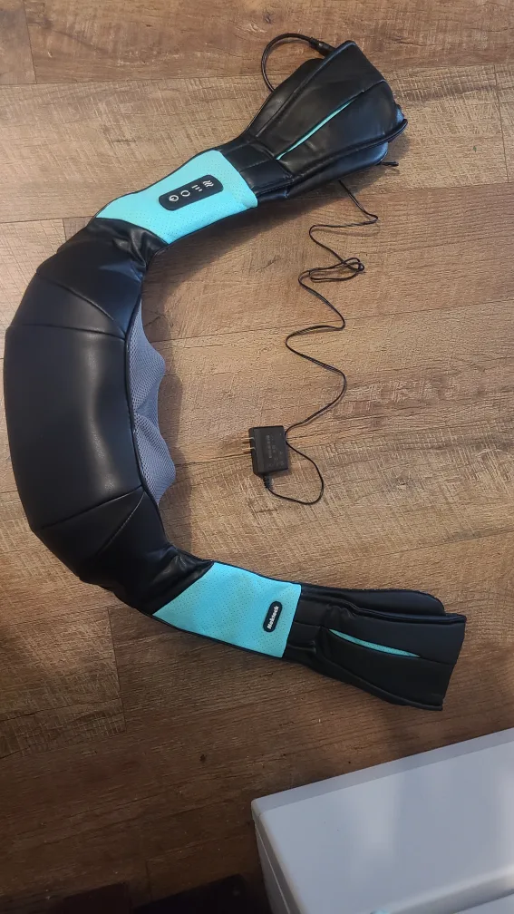 Nekteck Shiatsu Kneading Massager with Heat Function image indicator(3)