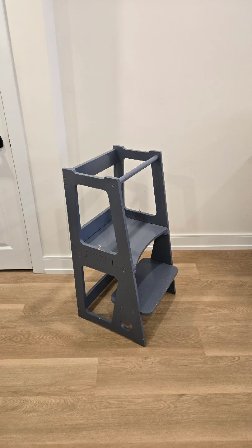 Convertible Toddler Learning Tower / Kitchen Helper image indicator(3)