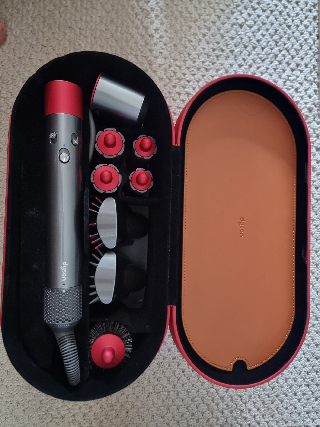 Dyson Airwrap Multi-Styler with Case