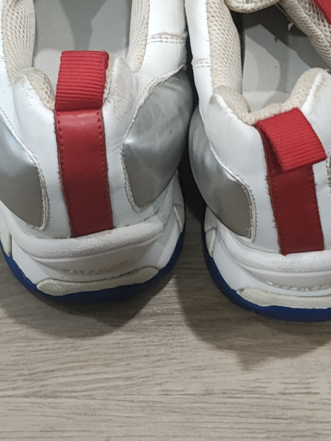 Givenchy Paris Sneakers - photo 4