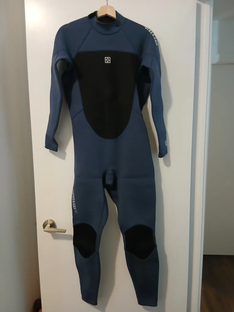 Dive & Sail XXL Wetsuit - Like New! thumbnail
