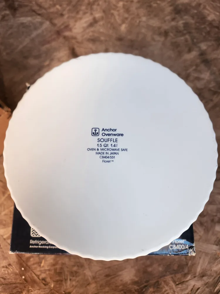 Vintage Anchor Hocking Floret Souffle Dish image indicator(8)