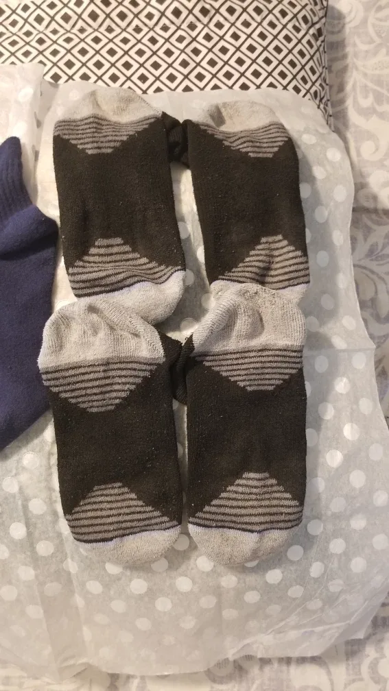 Merrell,Reitman's and Puma Sock image indicator(10)