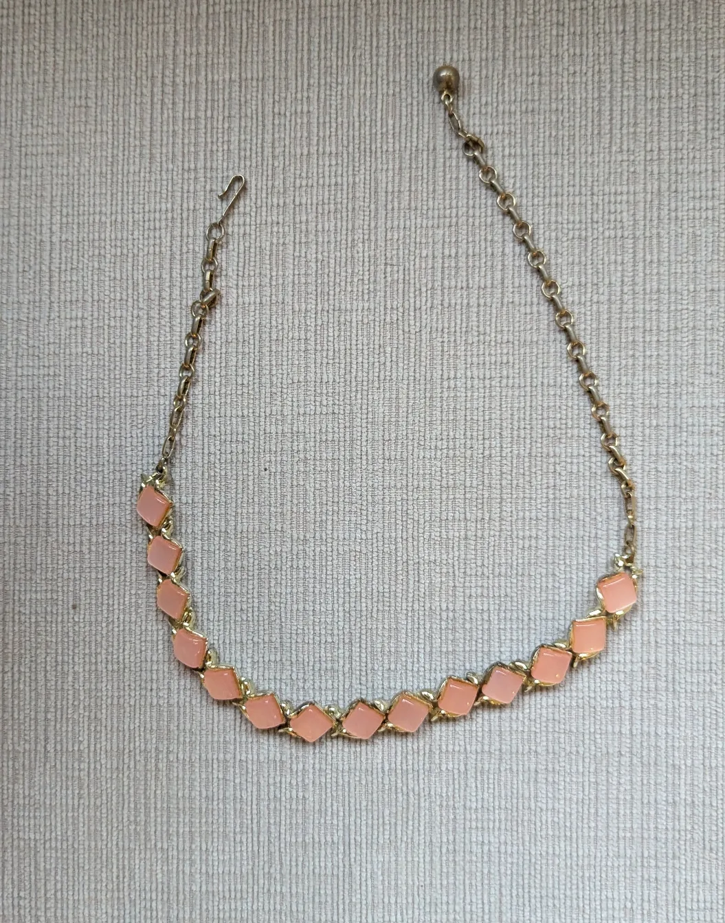 Peach & Gold Tone Necklace thumbnail