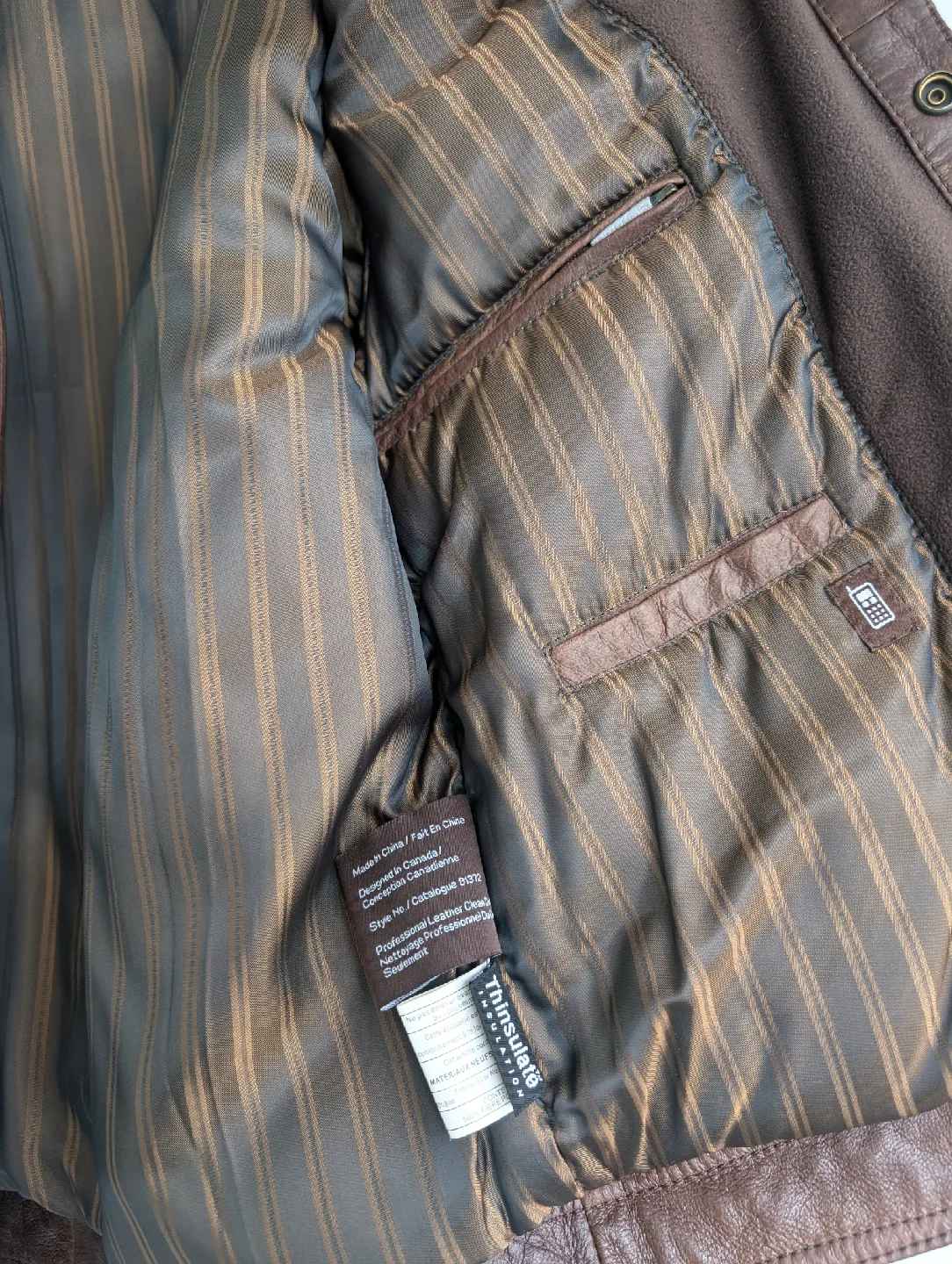 NEW Danier Premier Leather Jacket(Men Size XS, women size M) image indicator(3)