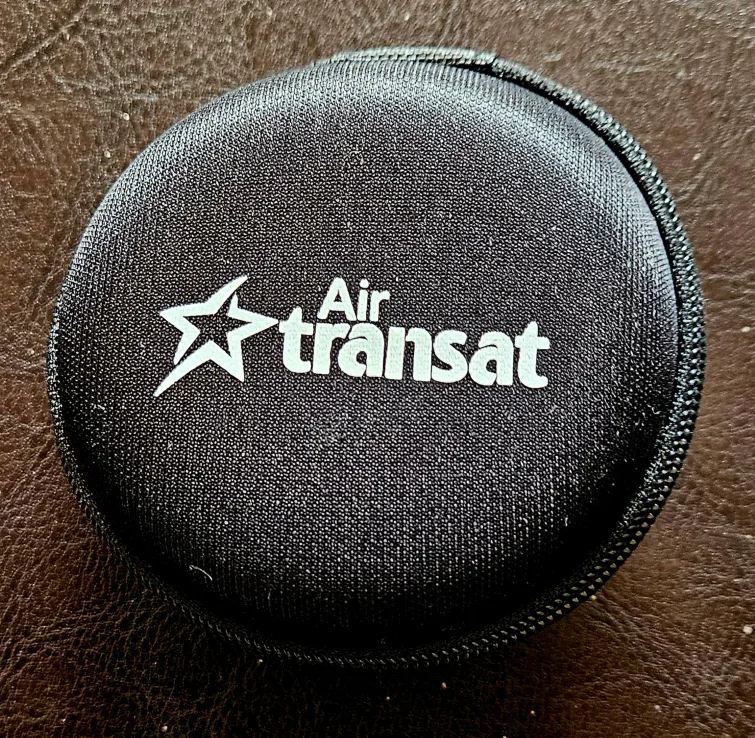 Air Transat Earbuds with Case - New #freecycle image indicator(3)