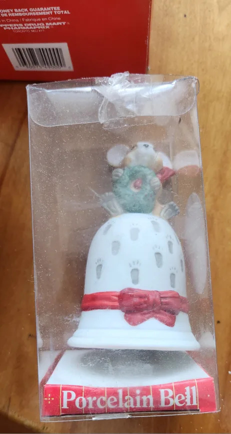 Porcelain Bell with Mouse in Box image indicator(3)