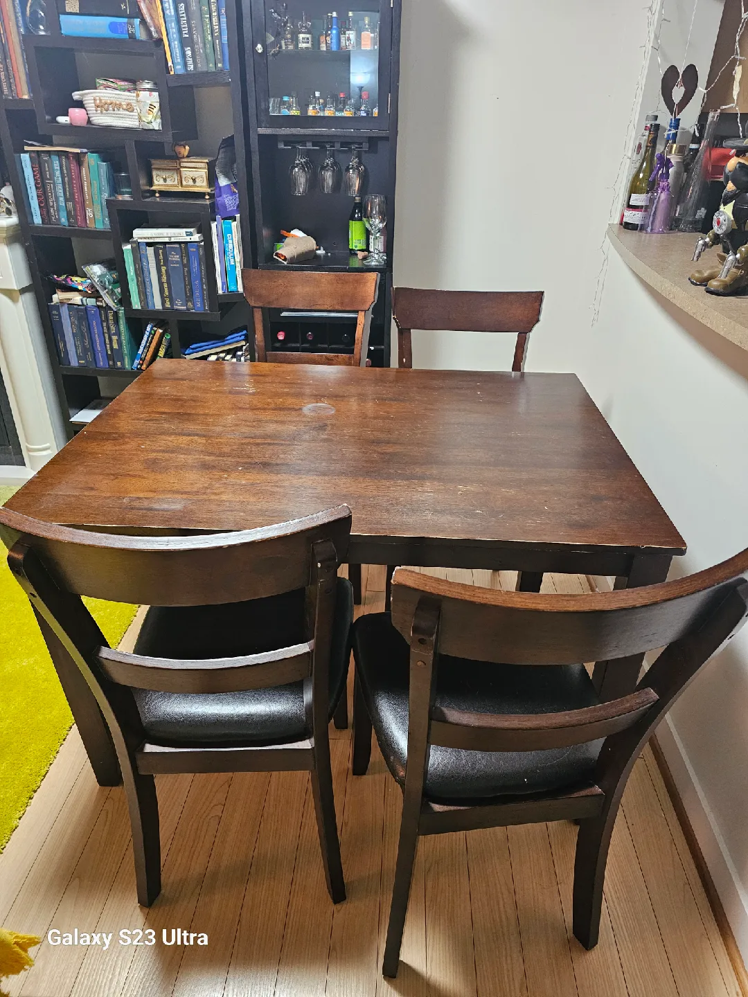 Move Out Sale: Wooden Dining Table with 4 Chairs image indicator(2)