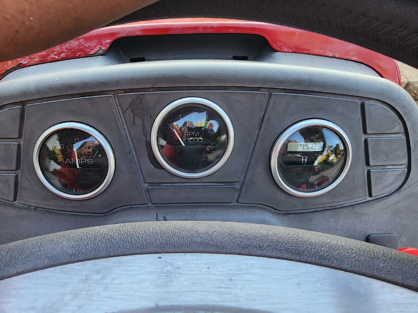 Craftsman DGT 6000 Riding Lawn Mower image indicator(6)