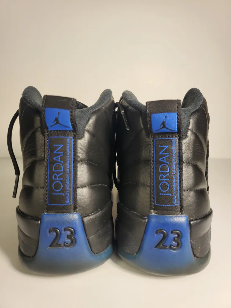 Men’s Jordan 12 Retro Black Game Royal 130690-014 Size 11.5 image indicator(5)