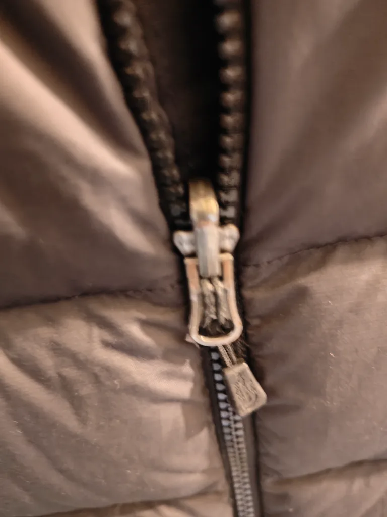 The North Face 700 Puffer Vest - Women's M image indicator(4)