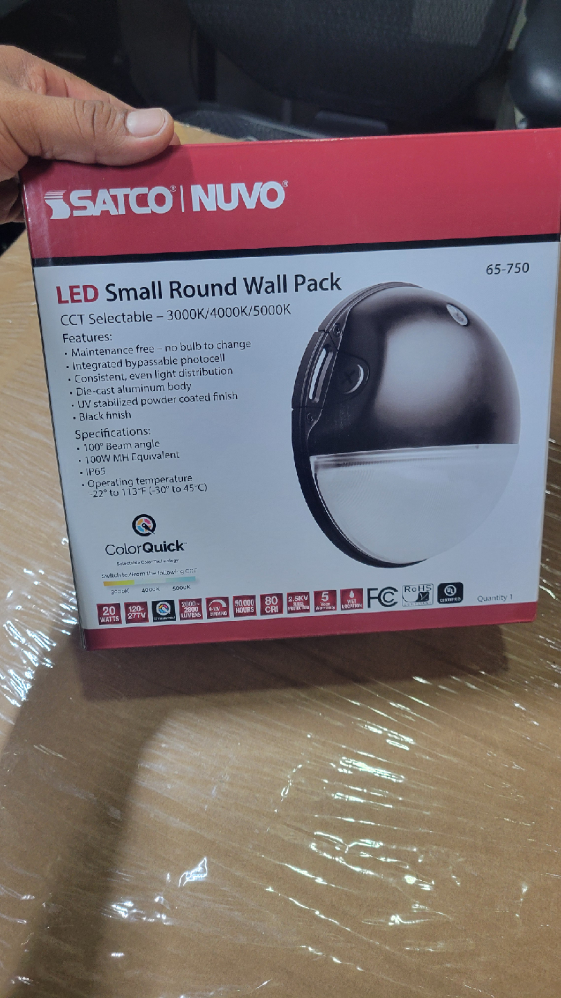 SATCO NUVO LED Small Round Wall Pack - New - photo 2