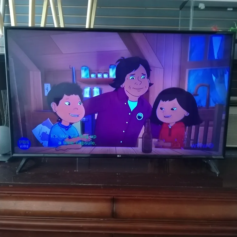 56 inch TV whit remout thumbnail