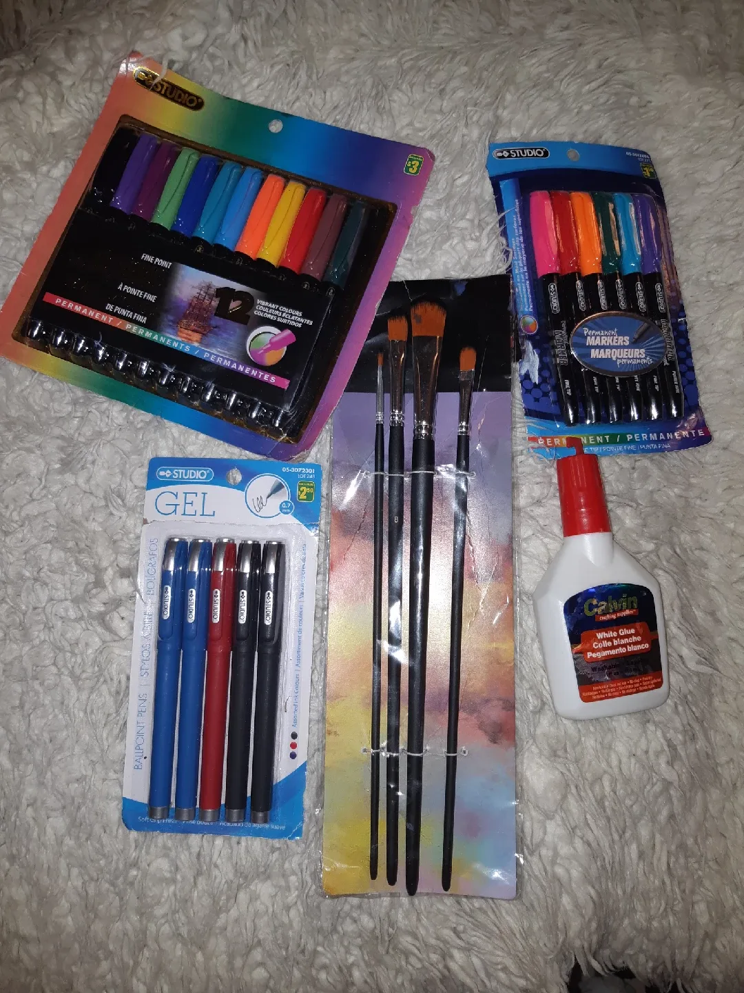 🥕Studio Art Supplies Bundle - Markers, Pens, Brushes, Glue thumbnail