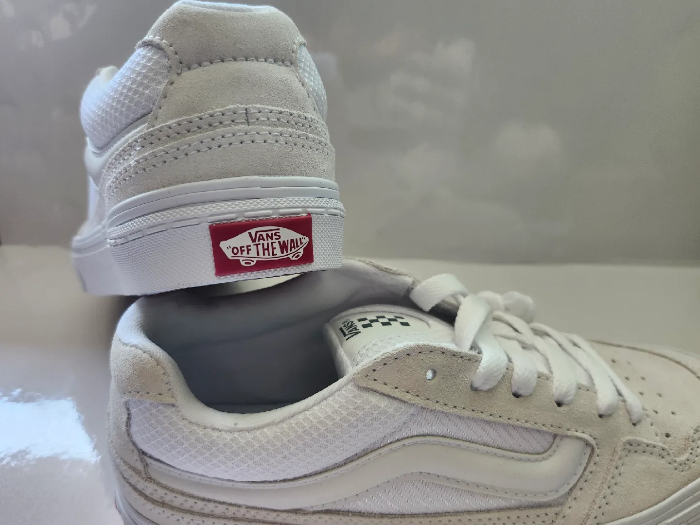 Vans Women's White Shoes - Size 7 image indicator(3)