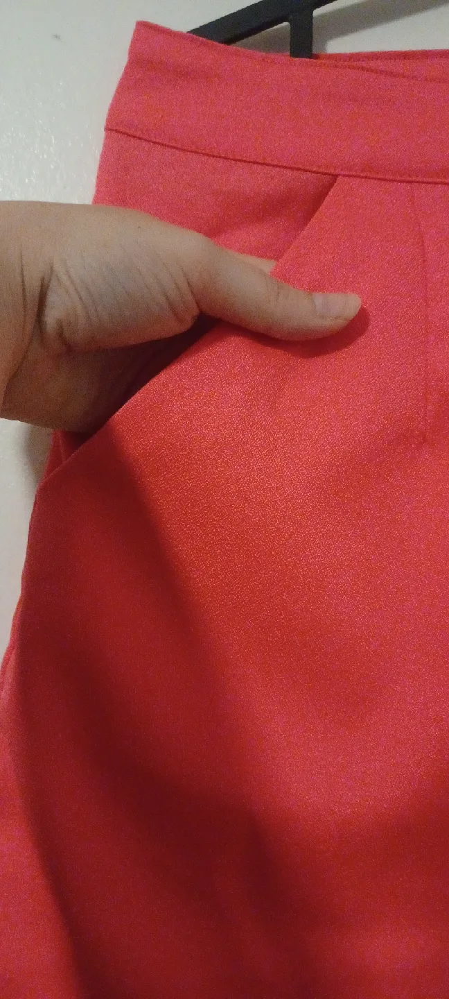 Coral Shorts image indicator(2)