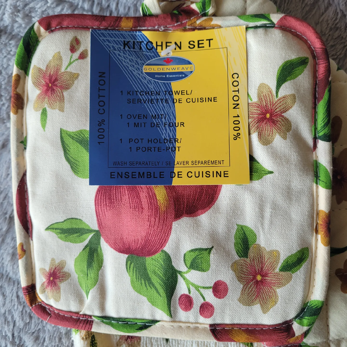 NEW - Kitchen Set (Tea Towel, Oven Mitt, Pot Holder) image indicator(2)