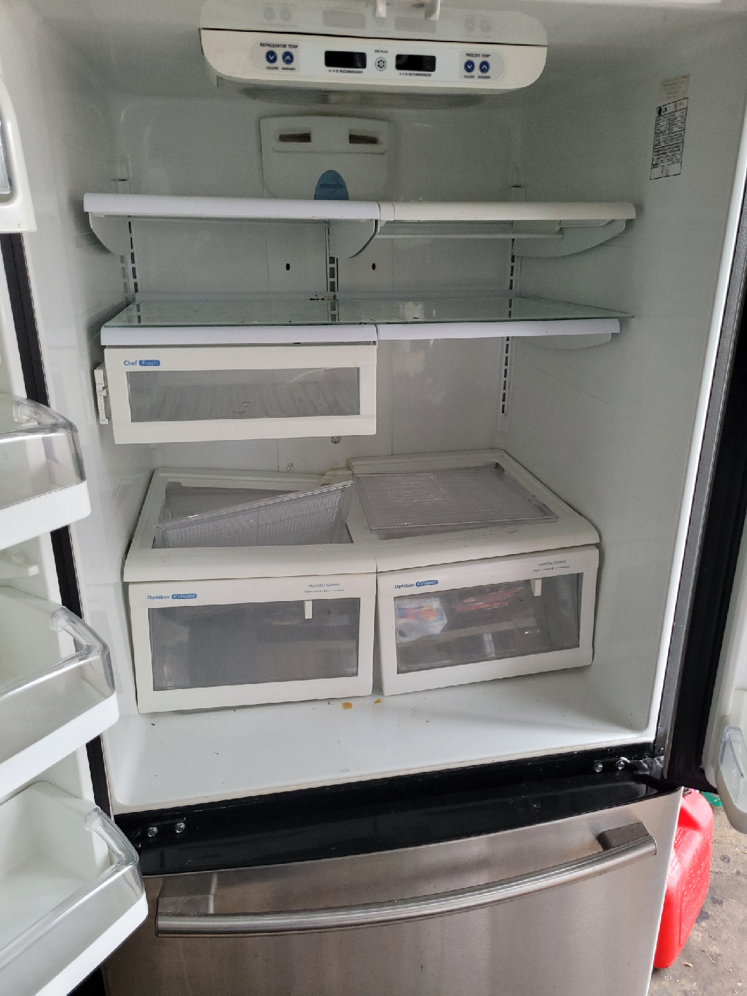 LG French Door Refrigerator - LFC22760ST - photo 2