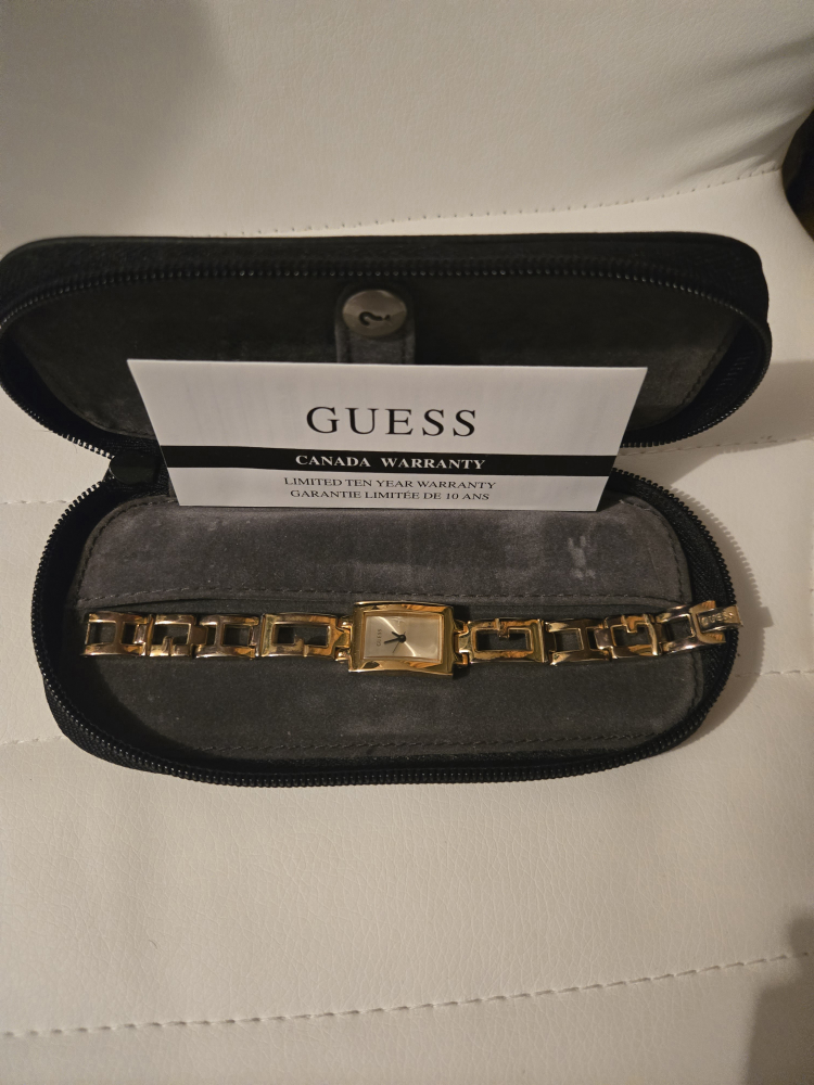 Guess Gold Women's Watch with Case - photo 2