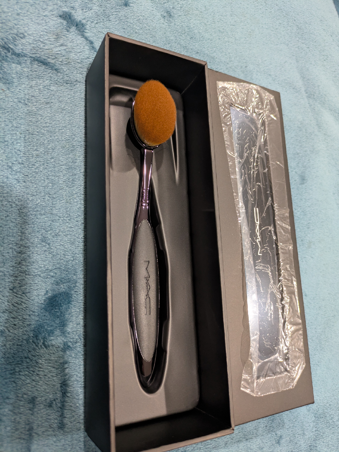 New MAC Cosmetics Brush - photo 2