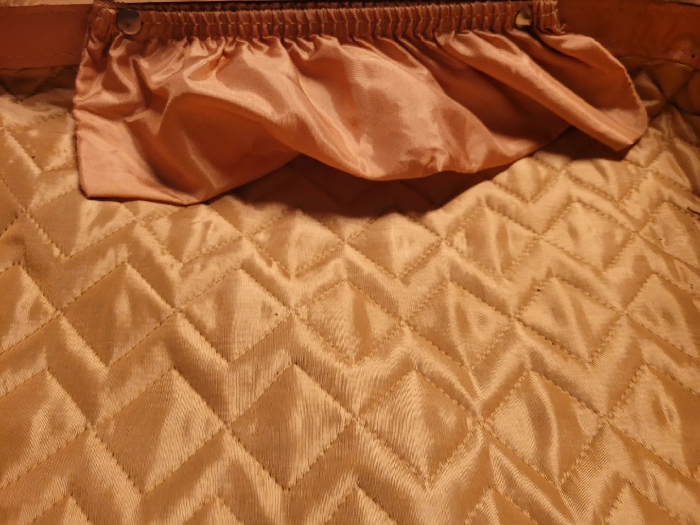 Vintage Suitcase image indicator(3)