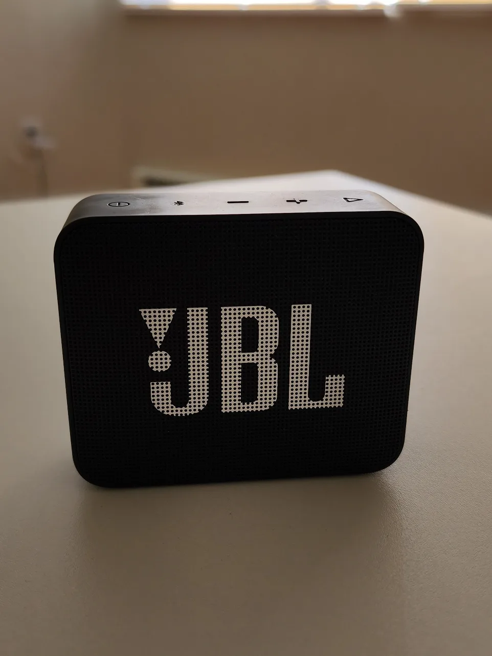 JBL GO 2 Portable Bluetooth Speaker thumbnail