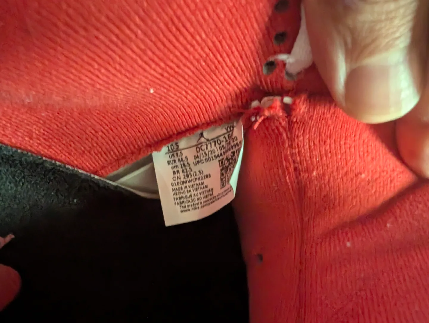 Nike Air Jordan 4 Retro White/Fire Red Size.10.5 image indicator(6)