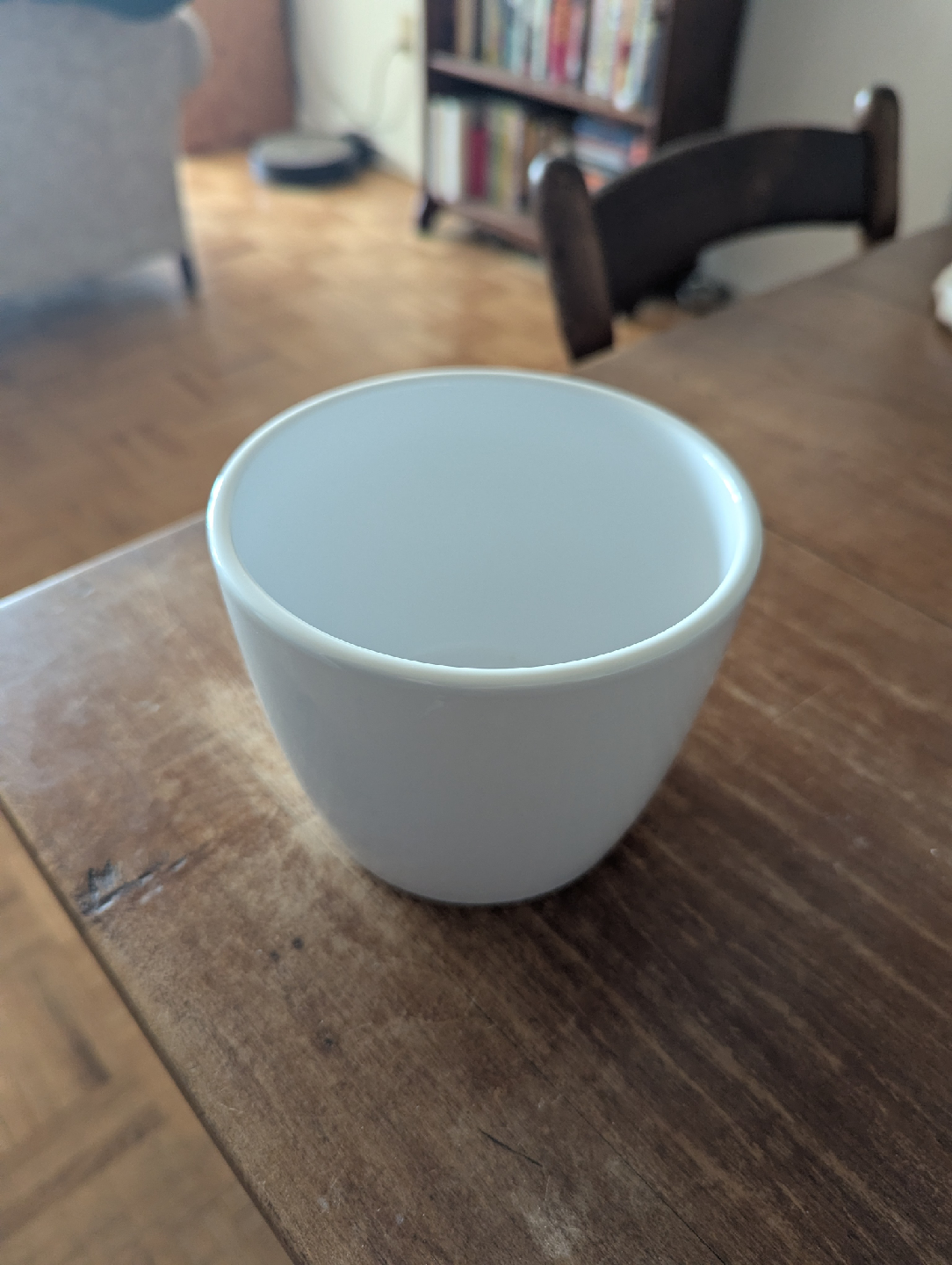 Small White Ceramic Pot 🥕