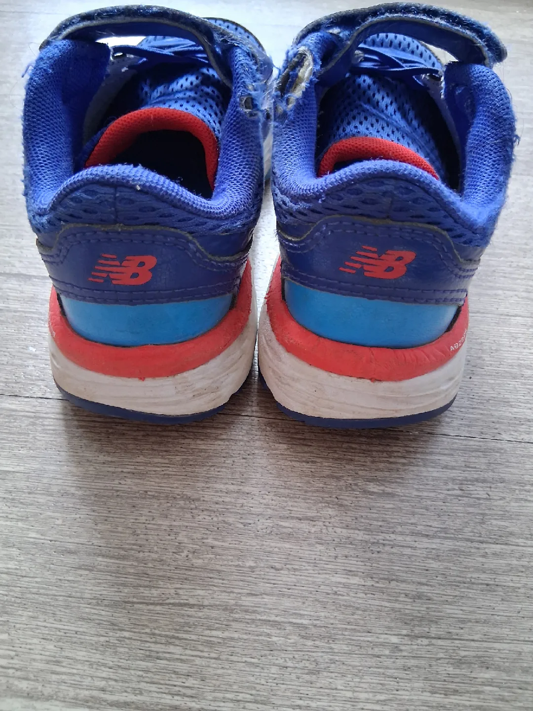 New Balance Kids' Running Shoes - Size 13 image indicator(4)
