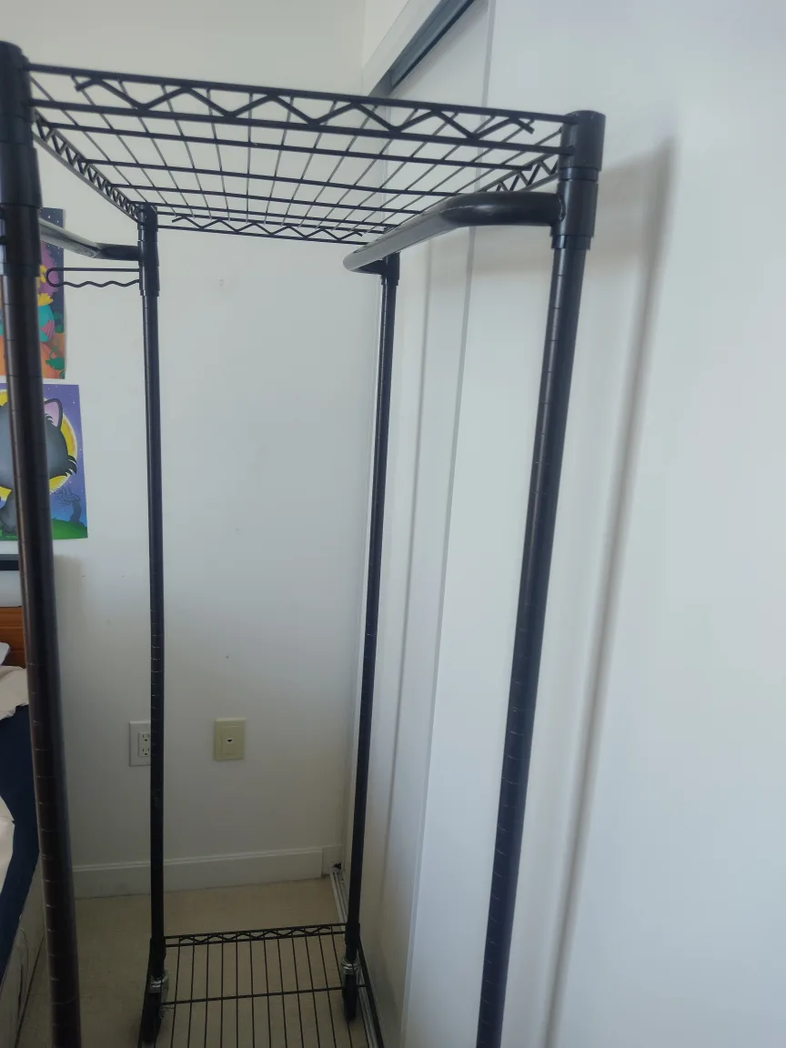 Metal Garment Rack with Wheels image indicator(6)