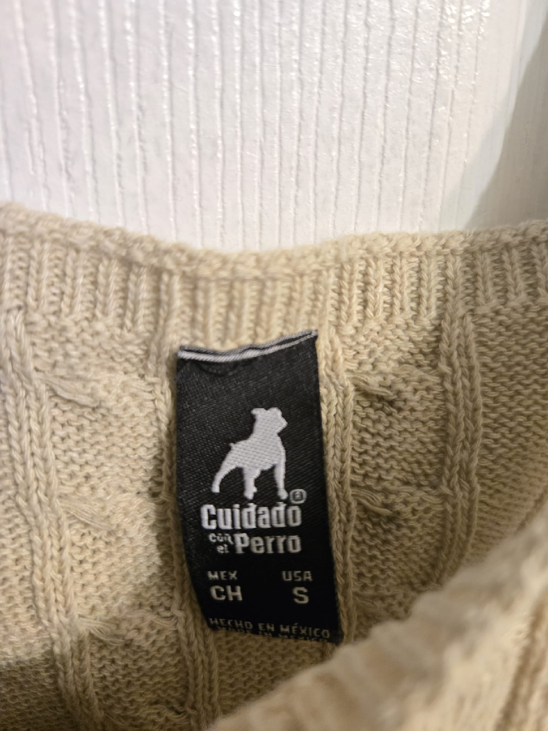 Cute knit top, women's size S - photo 2