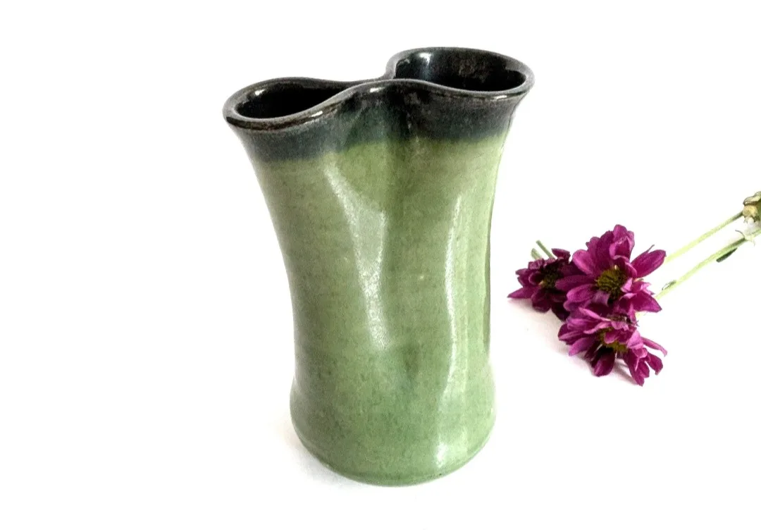 Handmade Pinched Pottery Vase ~ Retro Bohemian Decor image indicator(6)