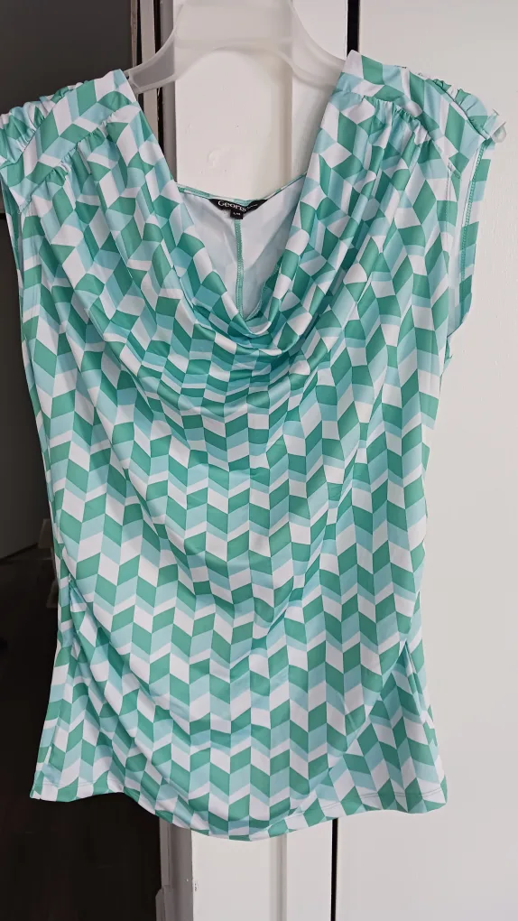 George L/G Women's Top - Green & White thumbnail