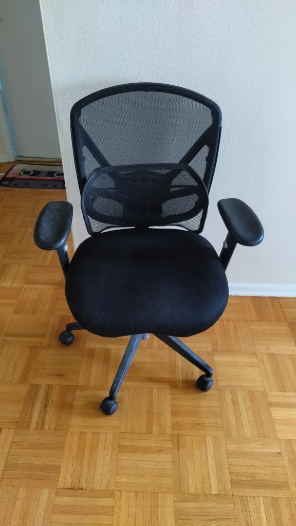 Black Mesh Office Chair thumbnail