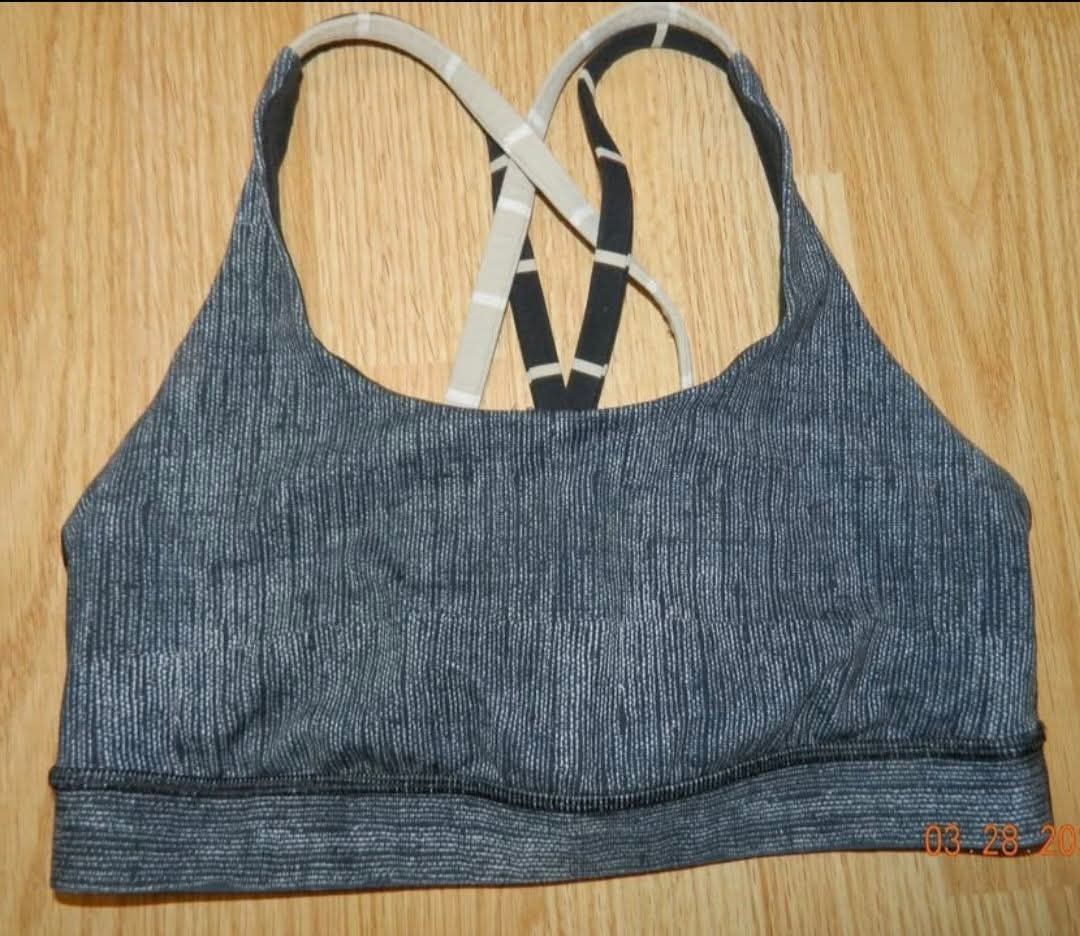 Lululemon energy Sports Bra size 6