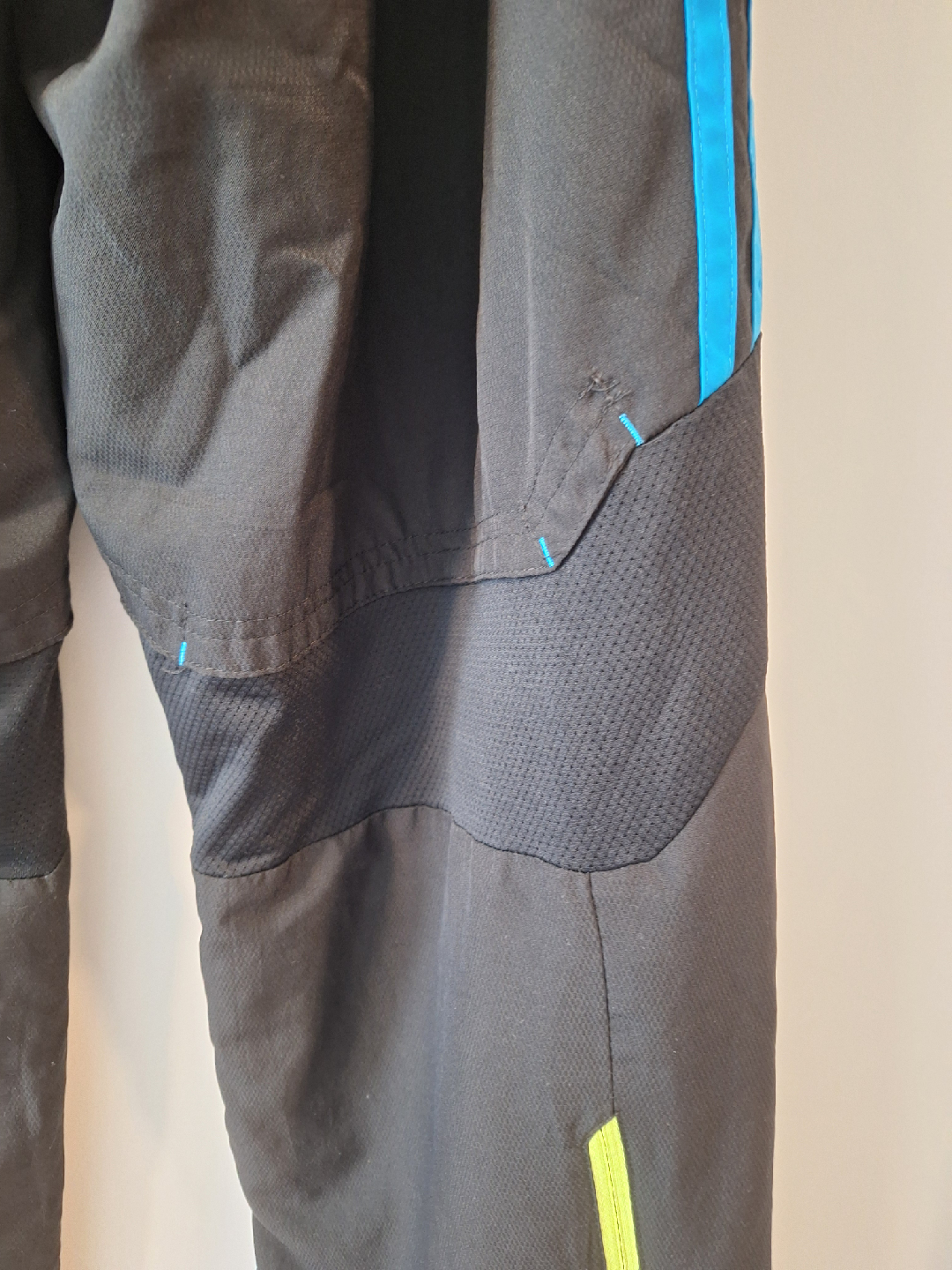 Adidas ClimaCool Black Track Pants -sz M - photo 4