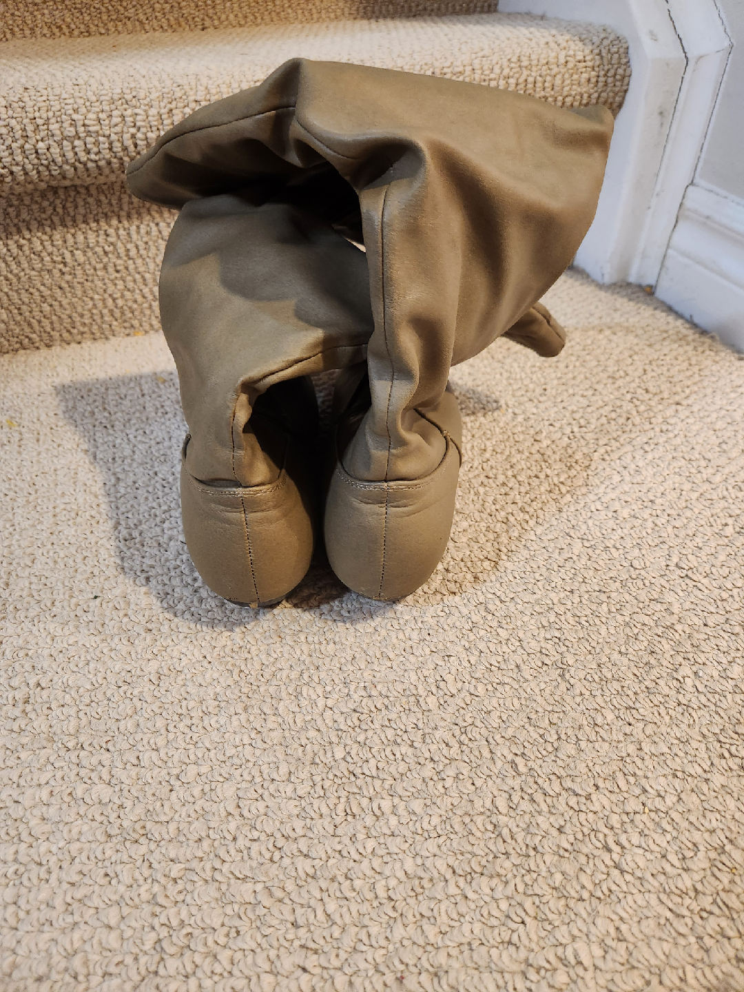 Taupe Boots - Size 8 - photo 4