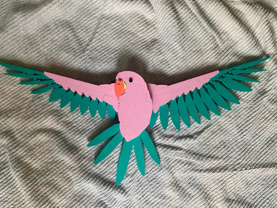 LEGO Parrots Building Kit - The Fauna Collection image indicator(2)