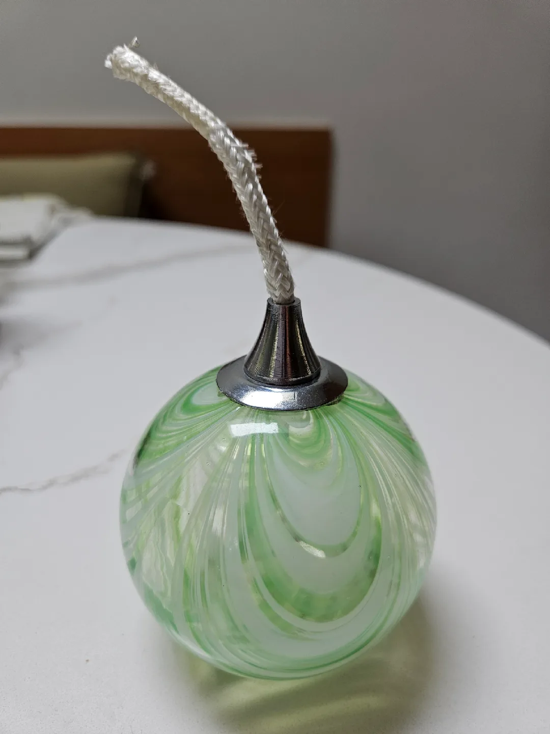 Green Swirl Glass Oil Lamp Diffuser thumbnail