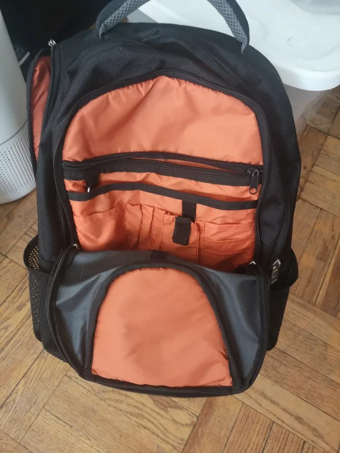 Heys Black Backpack image indicator(2)